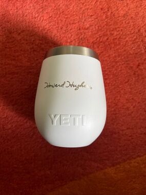 Yeti White Stainless-Trim Howard Hughes Insulated Tumbler